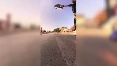 Edirne'de minibüsle motosiklet çarpıştı: Kaza anı kask kamerasında