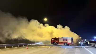 Kuzey Marmara Otoyolu'nda tır alev aldı, Ankara yönünde trafik tek şerit açık!