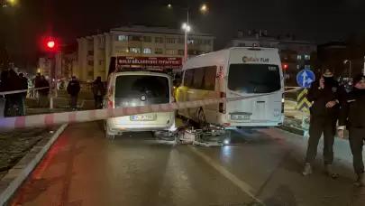 Bolu'da minibüsün altında kalan motosiklet sürücüsü hayatını kaybetti