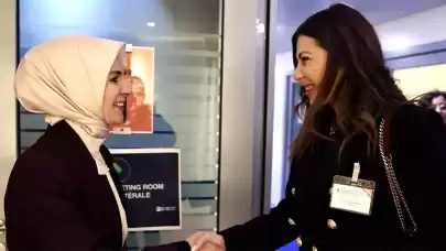 Bakan Göktaş, Yunan mevkidaşı Zacharaki ile Paris'te görüştü