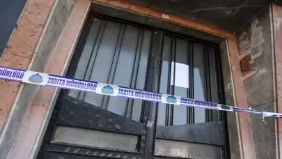 Konya'da risk altındaki 2 binanın yıkılma tehlikesi nedeniyle mühürlendiği açıklandı.