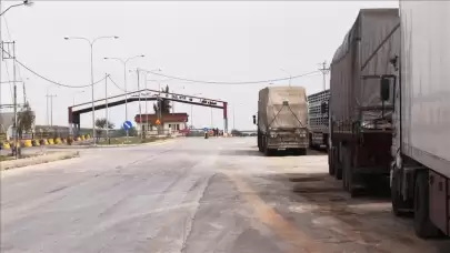 Ürdün, Suriye tırlarına uygulanan ücretleri kaldırdı