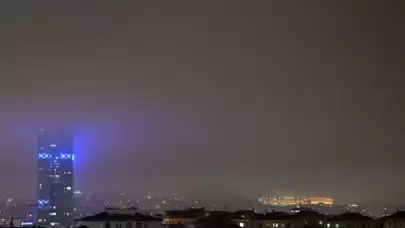 İstanbul'da sis etkisini sürdürüyor