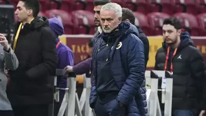 Mourinho: "Oyun kimliğimizi kaybetmemeliyiz”