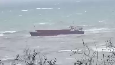 Sarıyer açıklarındaki sürüklenen kuru yük gemisine kurtarma operasyonu başlatıldı