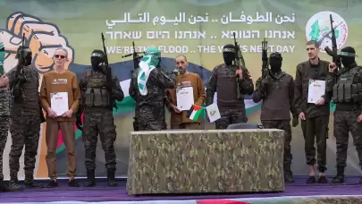 Serbest bırakılan İsrailli esirden hükümete tepki!