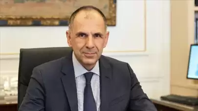 Yunanistan Dışişleri Bakanı Yerapetritis, İsrail ve Filistin'i ziyaret etti