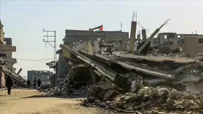 İsrail'in Gazze Şeridi'ndeki saldırılarında ölenlerin sayısı 48 bin 348'e yükseldi