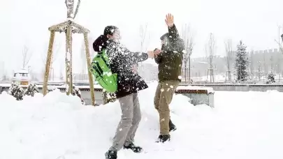 Rize'nin 4 ilçesinde eğitime bir günlük ara