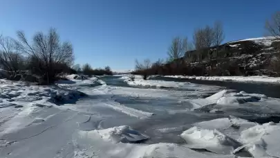 Bayburt'ta kış mevsimi kendini hissettirmeye devam ediyor