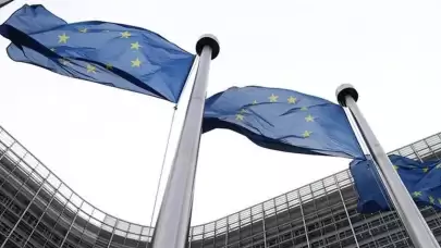 AB ilk kez 'savunma' konusuyla toplanıyor: Kritik zirve