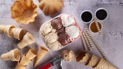 Hastayken Dondurma Yenir Mi?