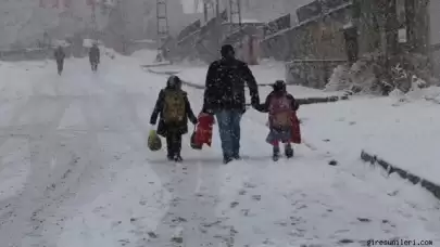 3 ilde eğitime kar engeli! Okullar tatil edildi