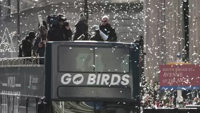 Philadelphia Eagles, Super Bowl zaferini coşkuyla kutladı