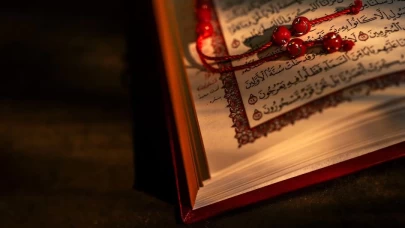 Yasin Suresi Meali ve Tefsiri