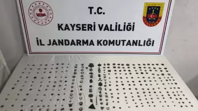 Kayseri'de tarihi eser niteliğinde 328 obje ele geçirildi