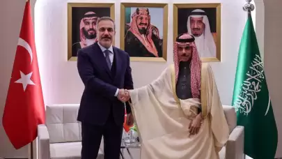 Bakan Fidan, Suudi mevkidaşı Al Suud ile görüştü