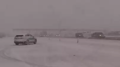 Kuzey Marmara Otoyolu'nda kar manzaraları: İstanbul beyaza büründü