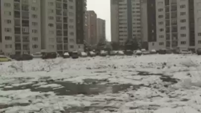 Alacak verecek kavgası kanlı bitti: Ev arkadaşını kalbinden bıçakladı