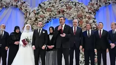 Cumhurbaşkanı Yardımcısı Yılmaz'ın oğlu Ferhat Yılmaz, Esra Alperen'le dünya evine girdi