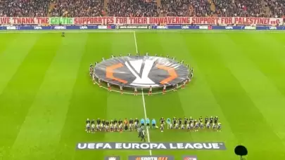 Galatasaray tribününden Filistin’e destek, Celtic’e teşekkür