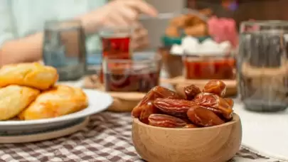 Uzmanından Ramazan beslenme önerileri: İftarda ve sahurda nelere dikkat etmeli?