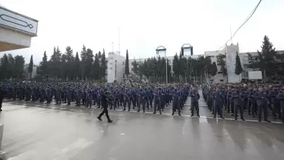 Suriye'de eğitimlerini tamamlayan bin kolluk kuvveti mezun oldu