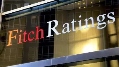 Fitch, Türkiye'nin kredi notunu BB- olarak teyit etti
