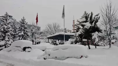 Artvin'de eğitime bir günlük ara