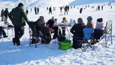 Güzeltepe Kayak Merkezi'ne yoğun ilgi