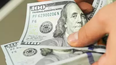 Dolar ve euroda günün ilk rakamları