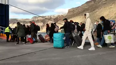 Günlerdir depremlerle sarsılıyordu! Santorini’de OHAL ilan edildi