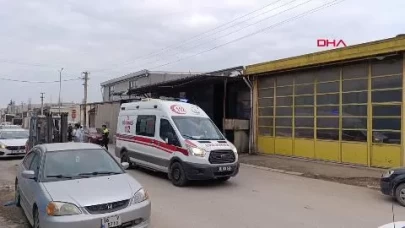 Tadilat sırasında çatıdan düşen iş yeri sahibi ağır yaralandı