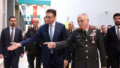 Genelkurmay Başkanı Gürak'tan ASELSAN'a ziyaret