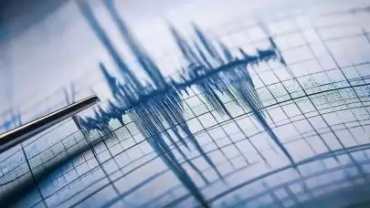 Ege Denizi'nde deprem: 4,5 büyüklüğünde!