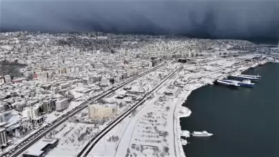 Samsun’da eğitime kar engeli sürüyor: 1 gün daha tatil