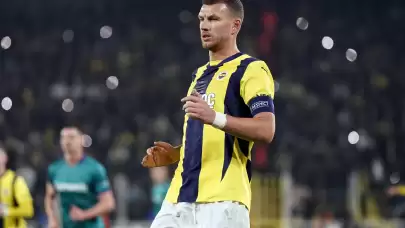 Edin Dzeko'nun elinde kırık tespit edildi