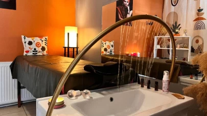 Son Zamanlarda Çok Popüler Olan Saç Masajı Nedir? Faydaları Nelerdir?