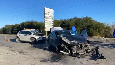 Antalya'da zincirleme kaza: 2 yaralı!