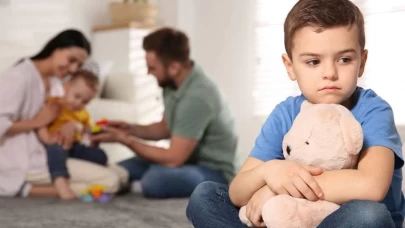 Kardeş kıskançlığını önlemek için dikkat edilmesi gereken 6 ipucu