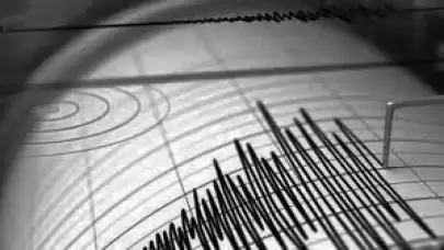 Ege Denizi'nde 4,5'lik depremin ardından 4,4'lük depremler meydana geldi!