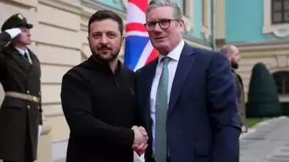 Ukrayna Devlet Başkanı Zelenskiy, İrlanda Başbakanı Martin ile görüştü