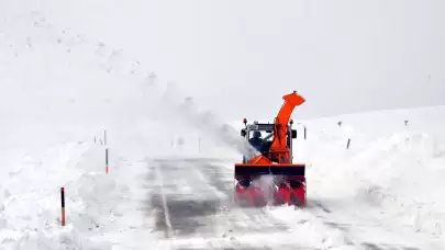 3 ilde yoğun kar: 55 yol ulaşıma kapandı