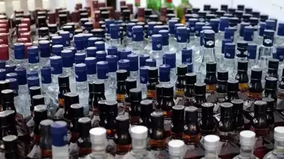 Burdur'da sahte içki operasyonu: 8 gözaltı