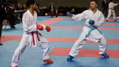 Türkiye Karate Şampiyonası Trabzon'da sürüyor