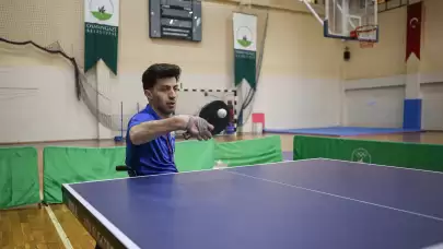 Kazada engelli kalıp masa tenisine başladı: Azmiyle ilk madalyasını aldı