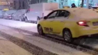 İstanbul'da kar şiddetini artırdı! Yasaklar başladı
