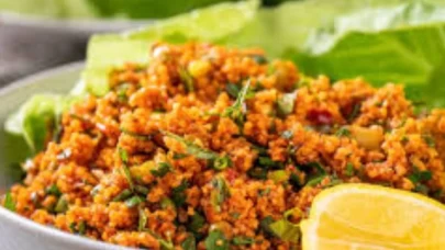 Kısır yaparken düşülen en büyük hata! İşte size mükemmel bir kısır tarifi!