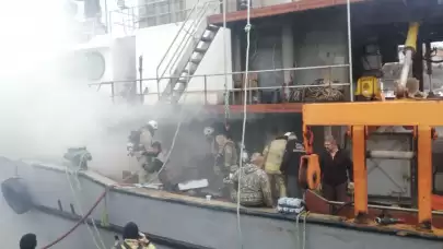 Sarıyer'de bir balıkçı teknesinde yangın çıktı