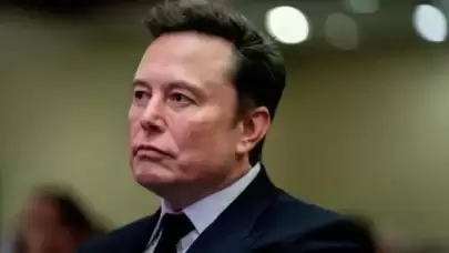 Kanadalılar, Musk'ın vatandaşlığının iptalini istiyor